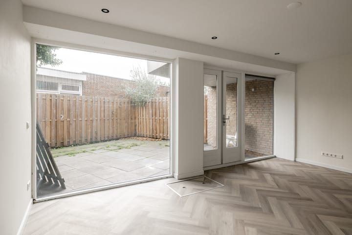 Photo 35 of IJweg 16