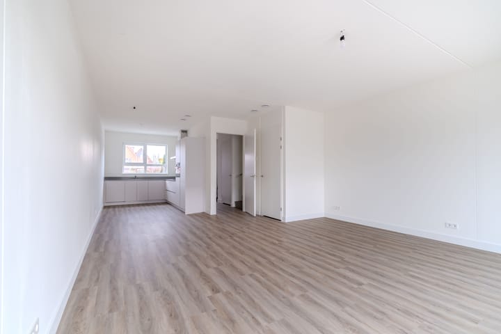 Photo 14 of Cananefatenlaan 11