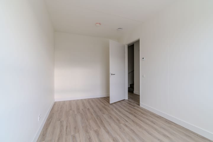 Photo 35 of Cananefatenlaan 11