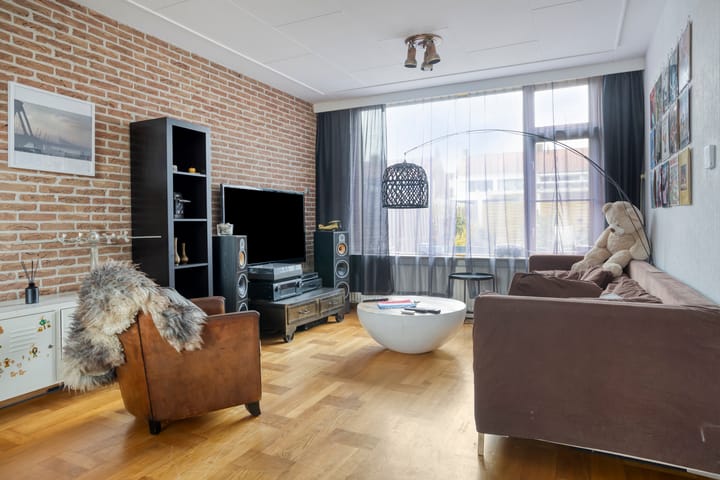 Photo 2 of Koninginnelaan 13