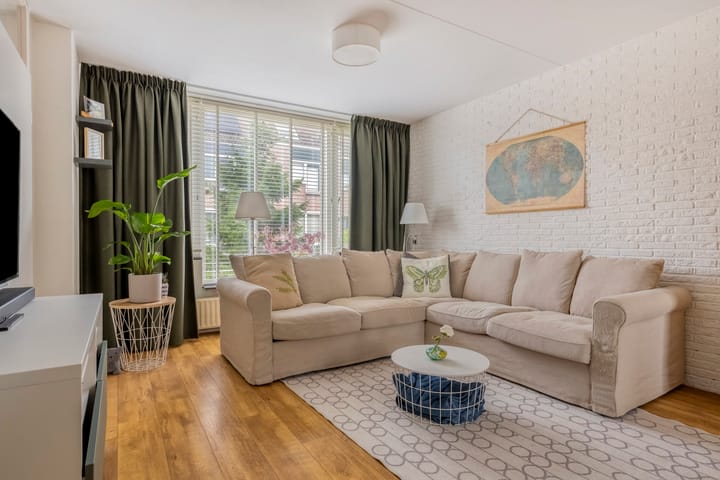 Photo 5 of Hoogewei 64