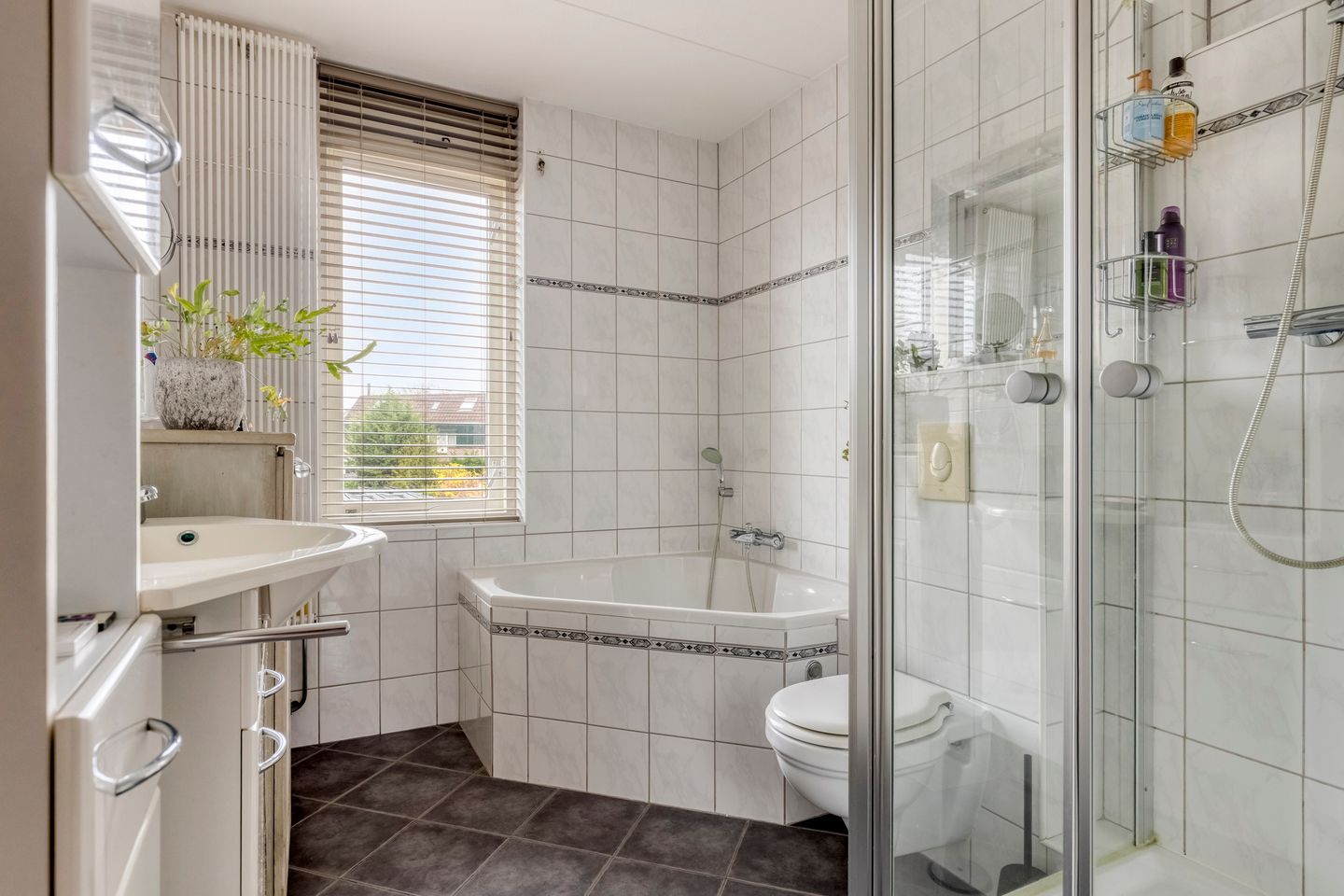 Foto 25 van Hoogewei 64