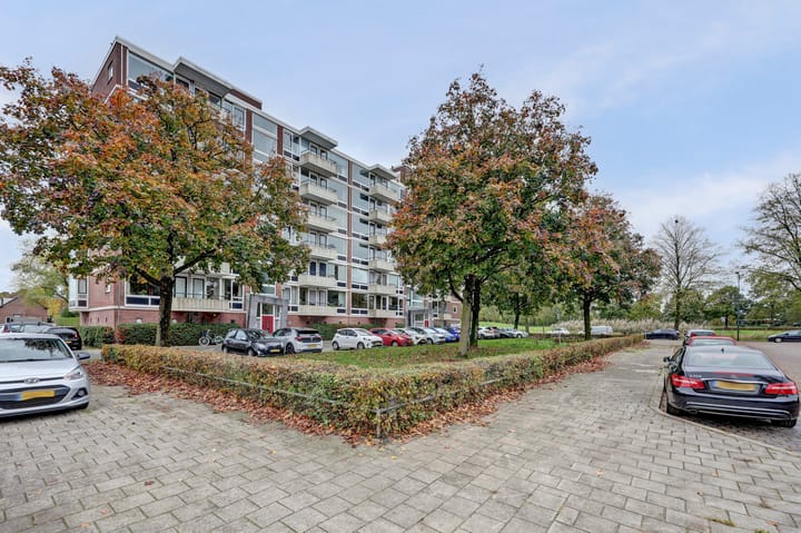 Photo 22 of Lagemorgenlaan 196