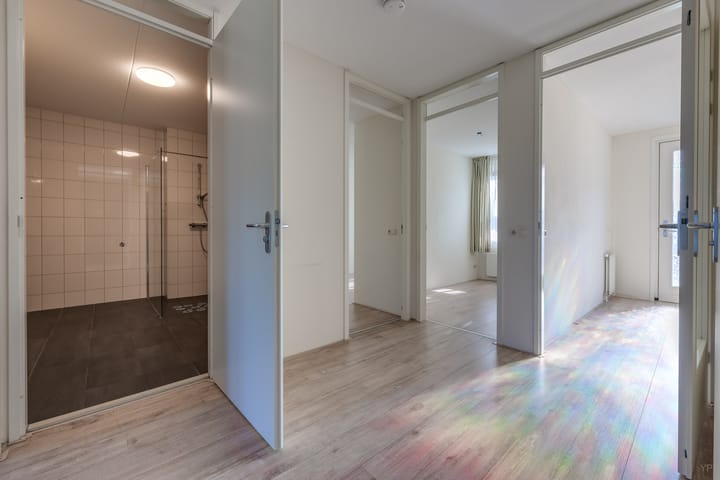 Foto 30 van Eerste Kruisdiep WZ 8-B