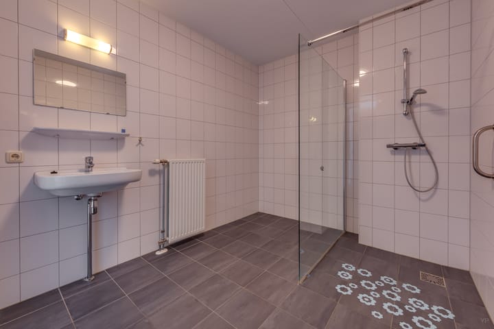 Foto 32 van Eerste Kruisdiep WZ 8-B