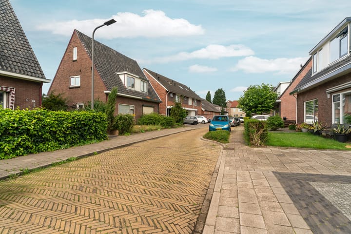 Foto 3 van Merwedestraat 2-C