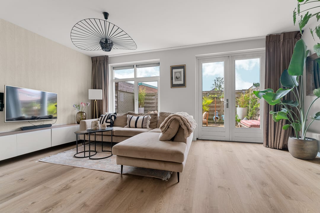 Foto 2 van Merwedestraat 2-C