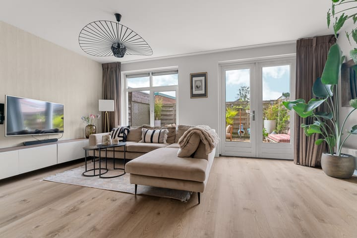 Foto 2 van Merwedestraat 2-C