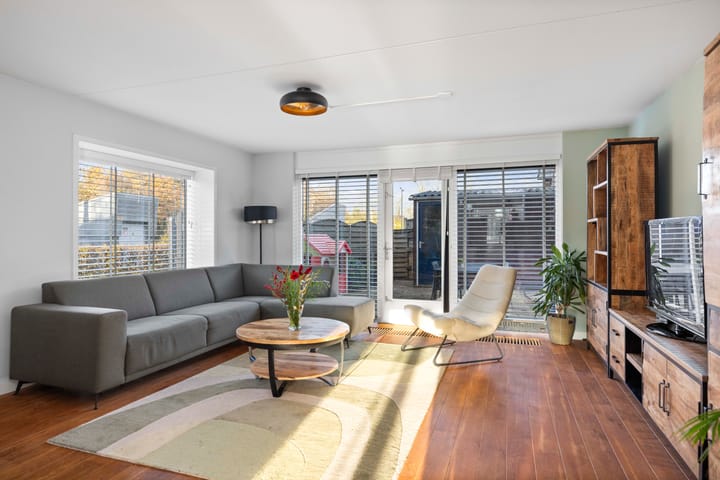 Photo 2 of Catharina van Rennesstraat 24