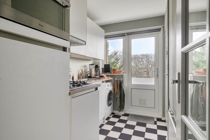 Photo 9 of Dr. Schaepmanstraat 66