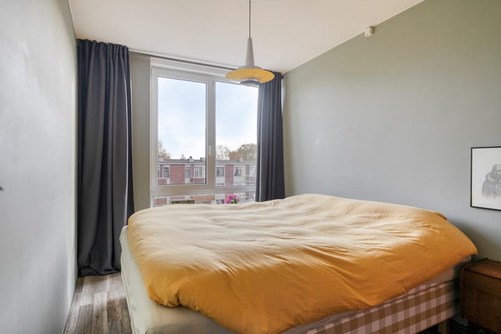 Photo 16 of Dr. Schaepmanstraat 66