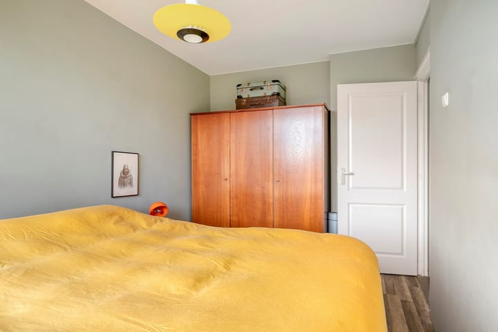 Photo 17 of Dr. Schaepmanstraat 66