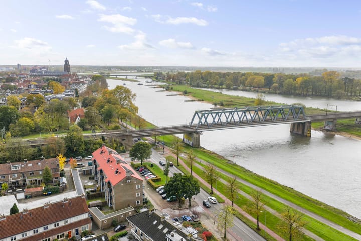 Foto 30 van Perestraat 30