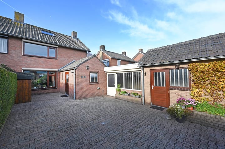 Foto 2 van Poelsestraat 9