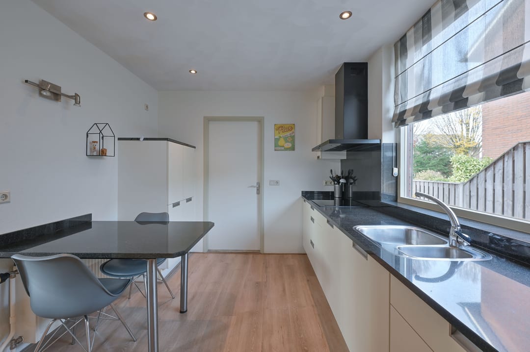 Foto 13 van Poelsestraat 9