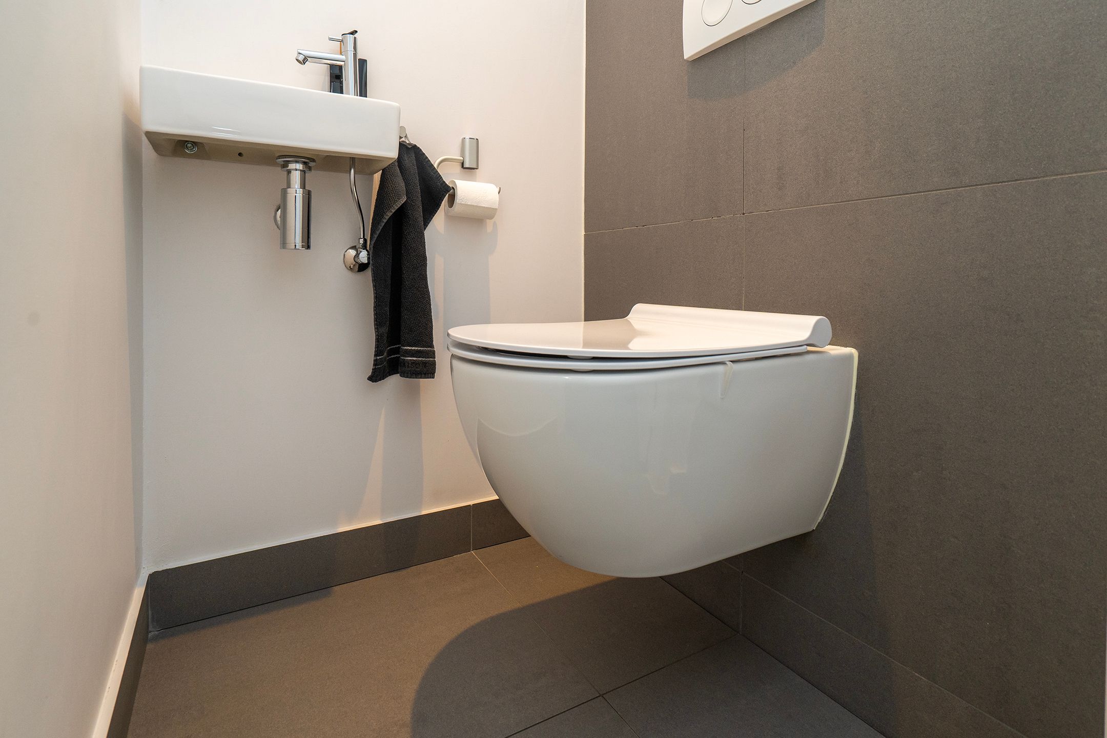 Foto 12 van Professor Gimbrèrelaan 61