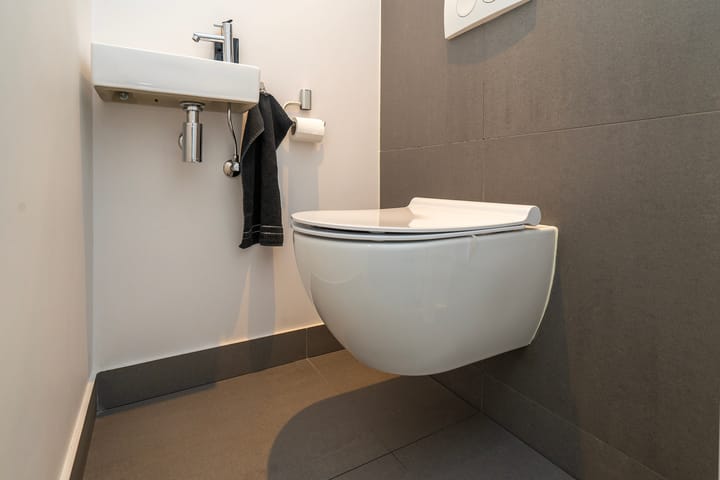 Photo 12 of Professor Gimbrèrelaan 61