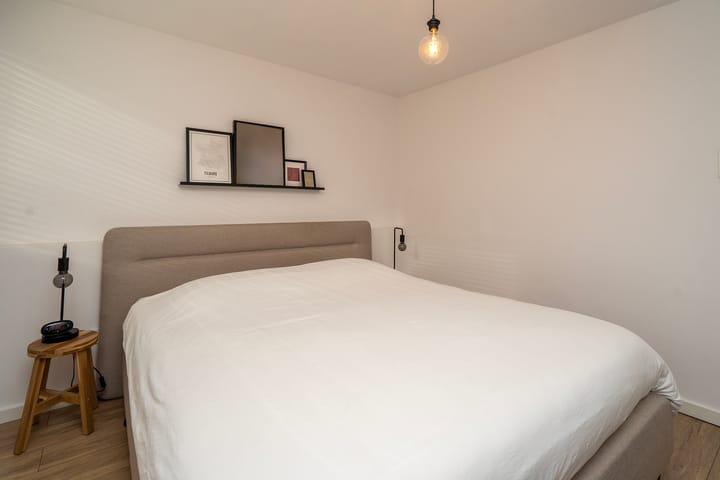 Photo 31 of Professor Gimbrèrelaan 61