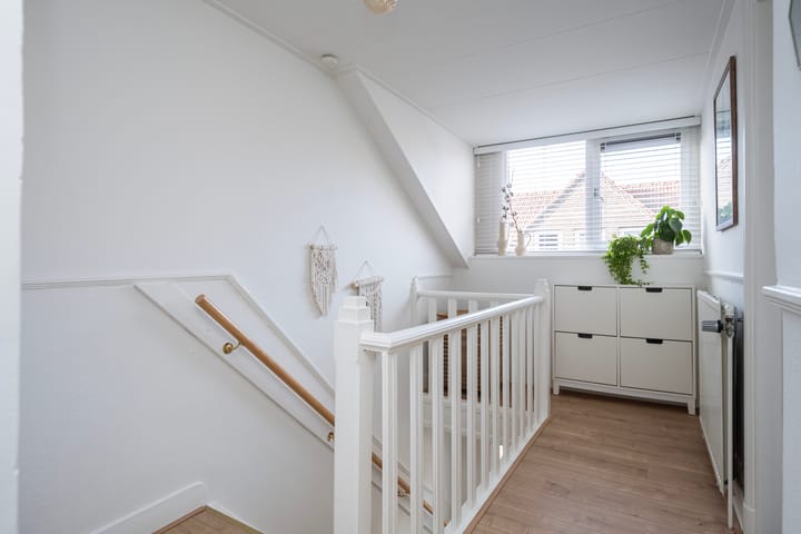 Photo 18 of Van Galenstraat 11