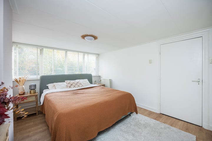 Photo 21 of Van Galenstraat 11