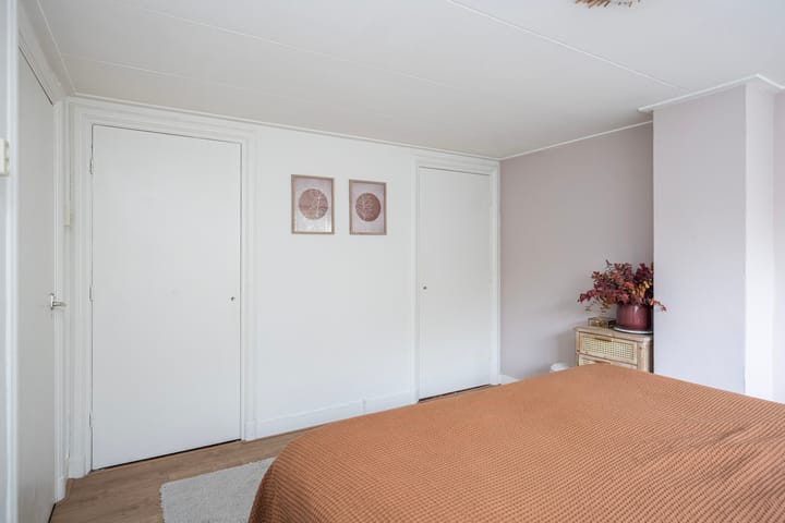 Photo 22 of Van Galenstraat 11