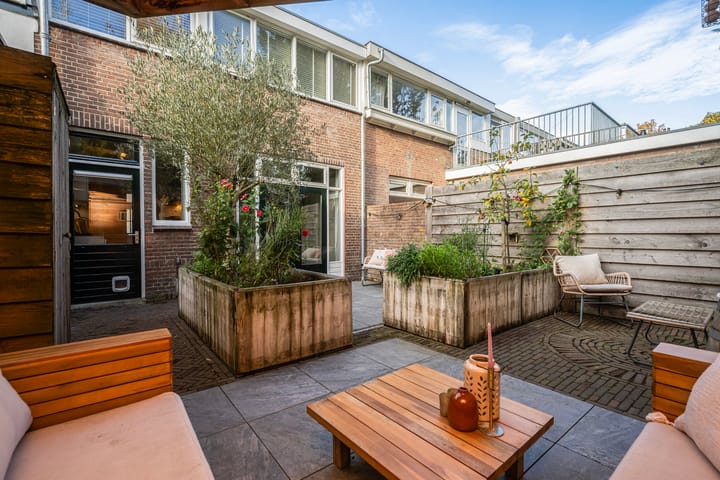 Photo 31 of Van Galenstraat 11