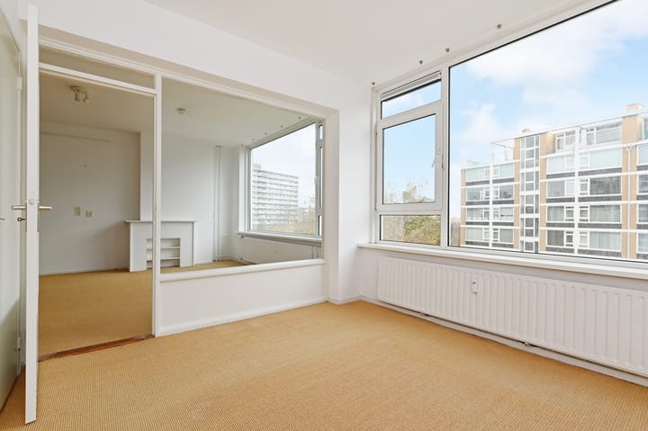 Photo 18 of Louis Davidsstraat 595