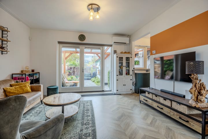 Foto 11 van Damhouderstraat 13