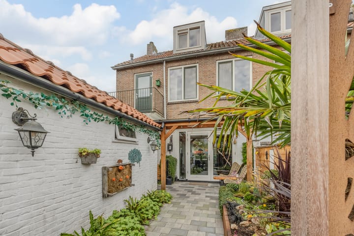 Foto 19 van Damhouderstraat 13