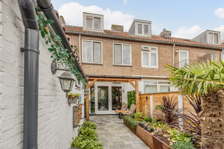 Foto 38 van Damhouderstraat 13