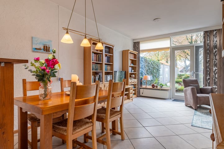 Photo 11 of Kenemansstraat 8