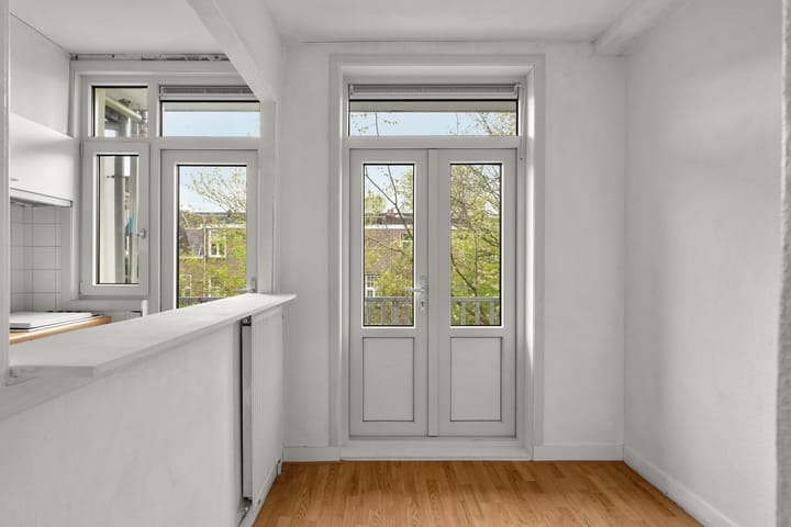 Photo 8 of Paramariboplein 45-2