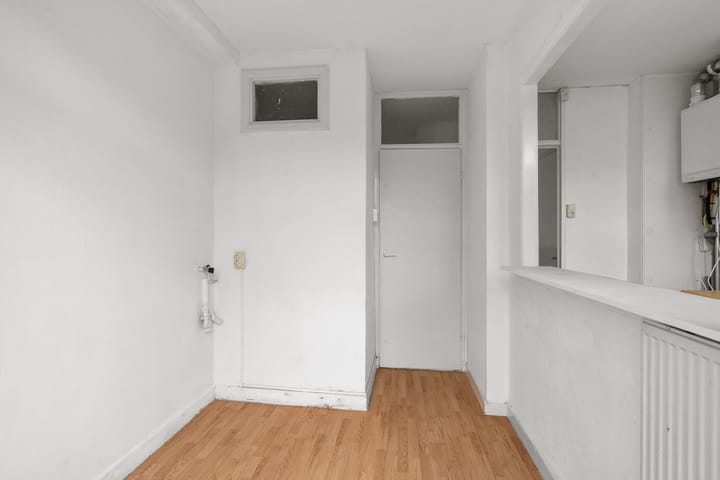 Photo 9 of Paramariboplein 45-2