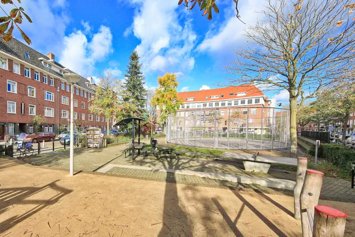 Photo 30 of Paramariboplein 45-2