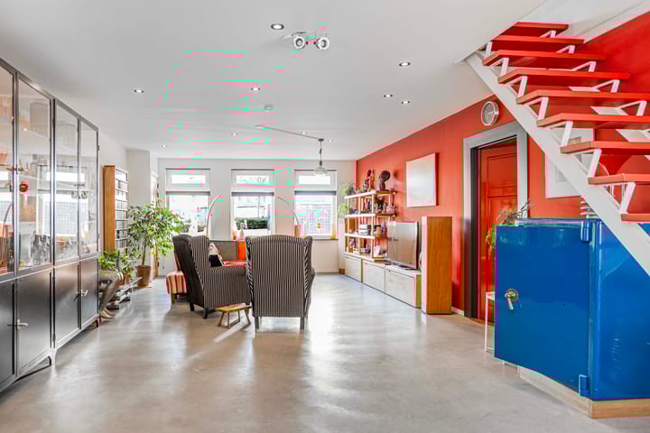 Foto 23 van Deurningerstraat 233