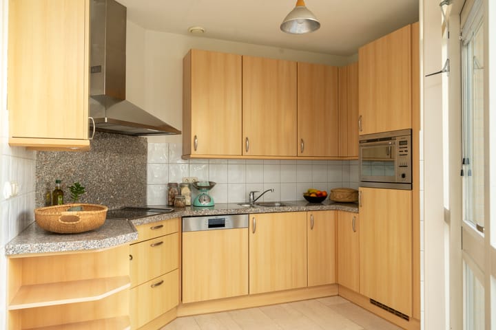 Photo 12 of Raambergstraat 1