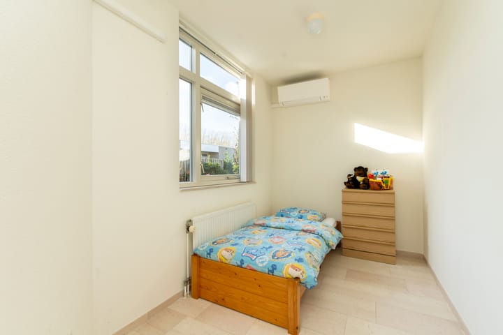 Photo 18 of Raambergstraat 1