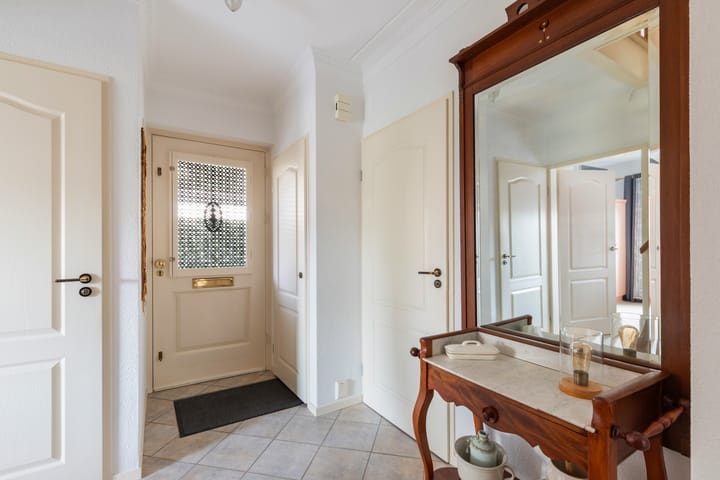 Foto 6 van Dovenetel 4