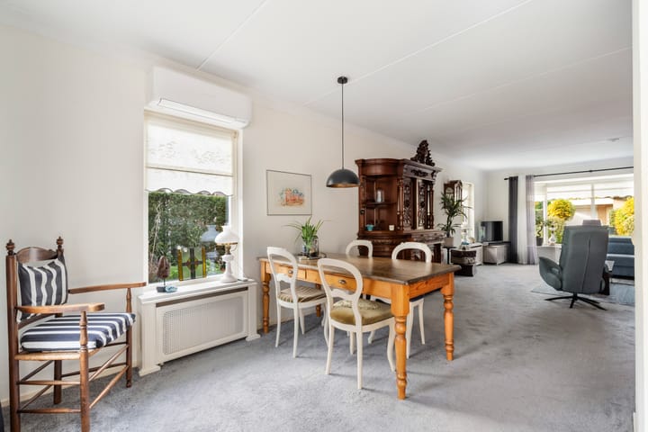 Foto 10 van Dovenetel 4