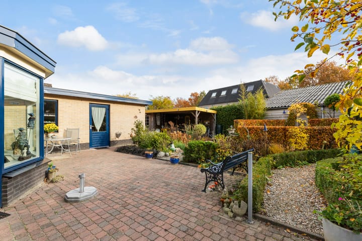 Foto 26 van Dovenetel 4