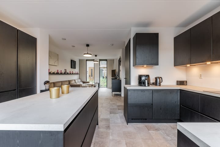 Foto 4 van Anton Ebbenhof 12