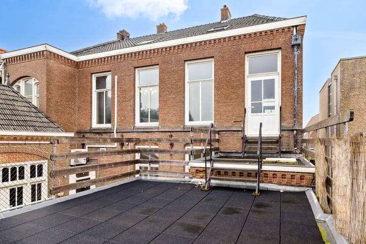 Photo 35 of Midstraat 24