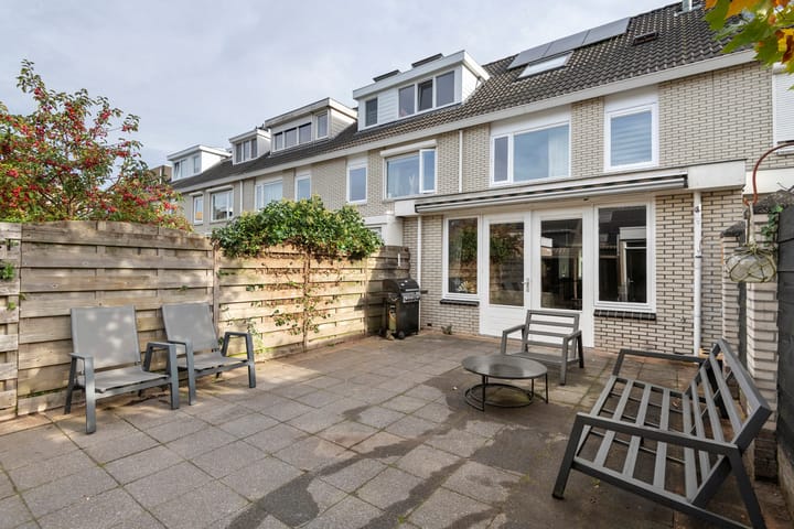 Photo 17 of Linnaeuslaan 89