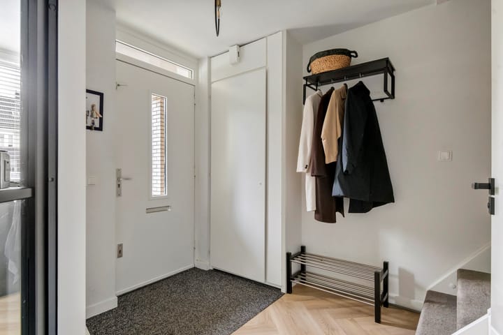 Photo 20 of Linnaeuslaan 89