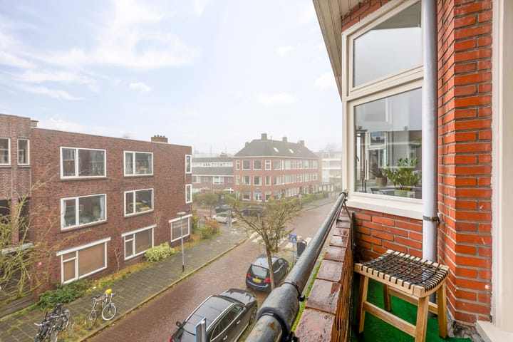 Foto 42 van Van Royenlaan 47-A