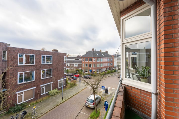 Foto 45 van Van Royenlaan 47-A