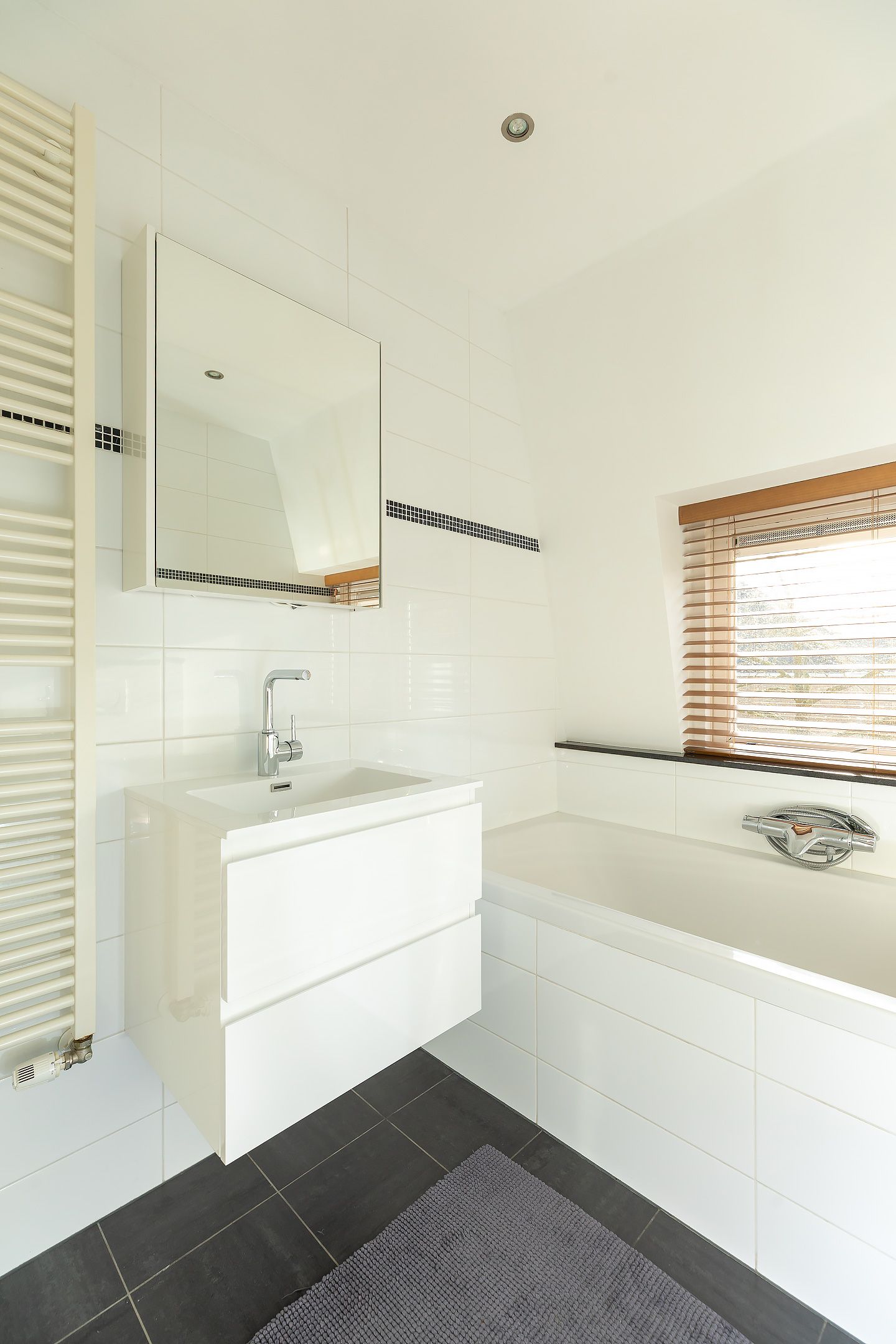 Photo 24 of Orchideestraat 43