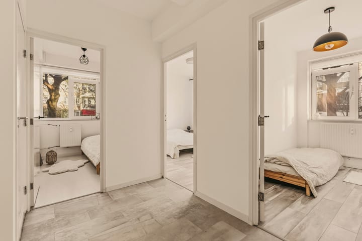 Photo 13 of Zuid-Hollandstraat 122-1