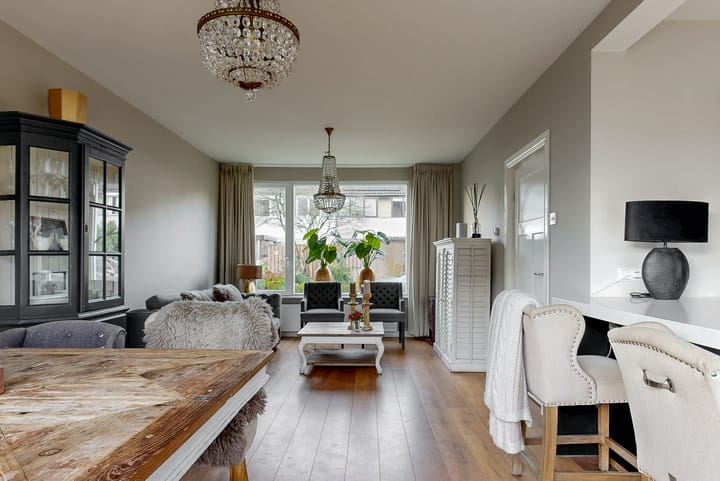 Photo 7 of Zonnebloemstraat 17