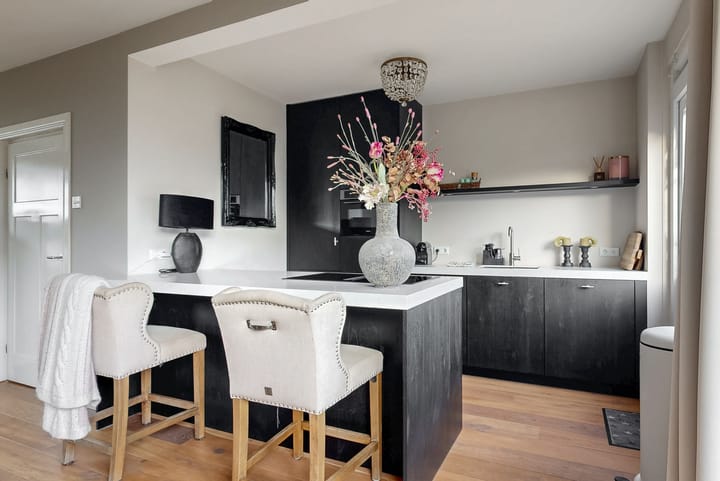 Photo 8 of Zonnebloemstraat 17